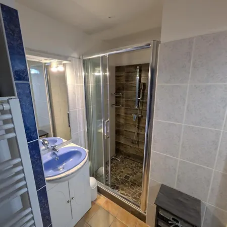 아파트 Au Petit Geromois *